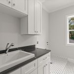 modern-farmhouse-laundry-room
