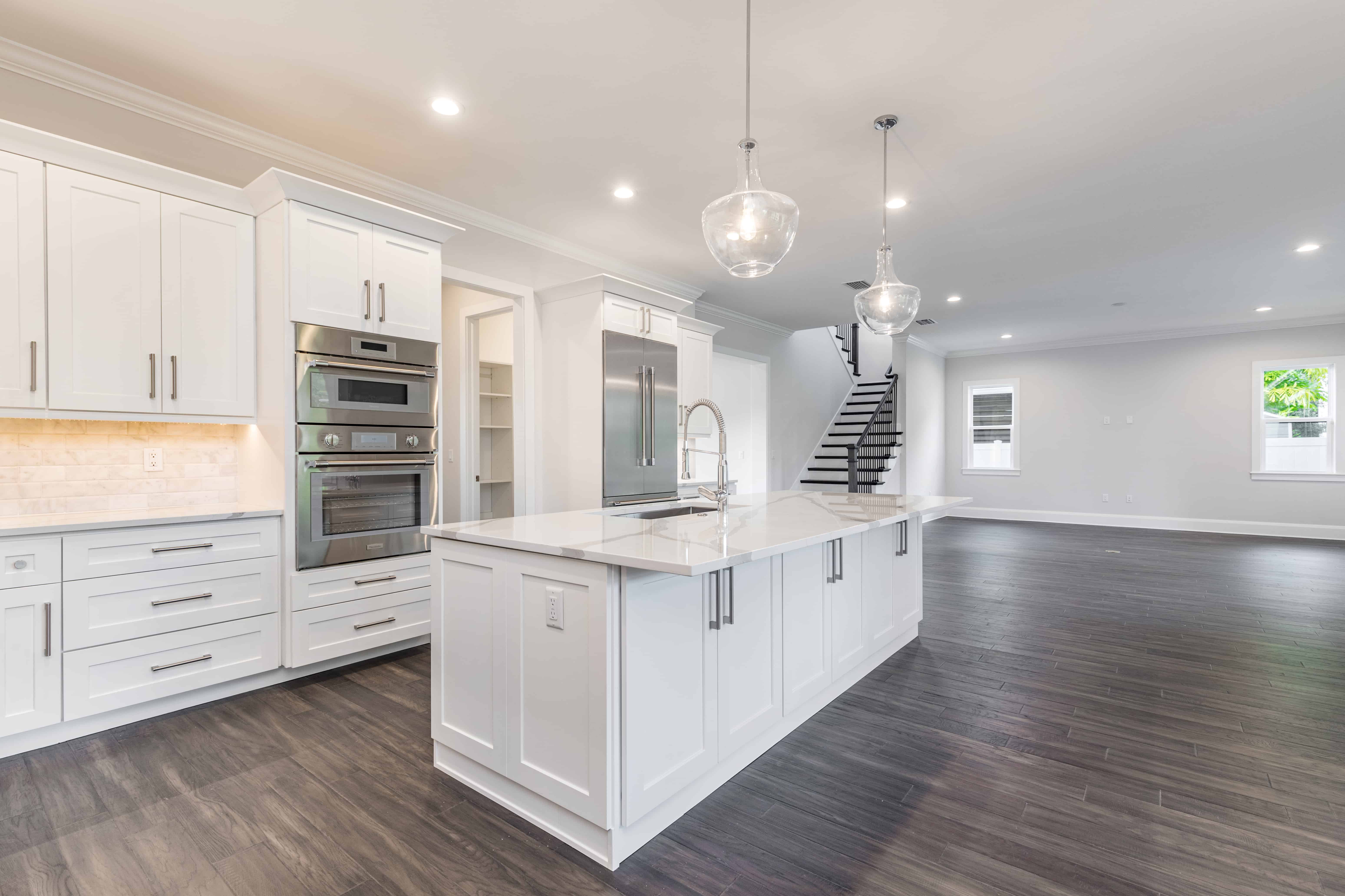 Palma Ceia West Contemporary - Kitchen
